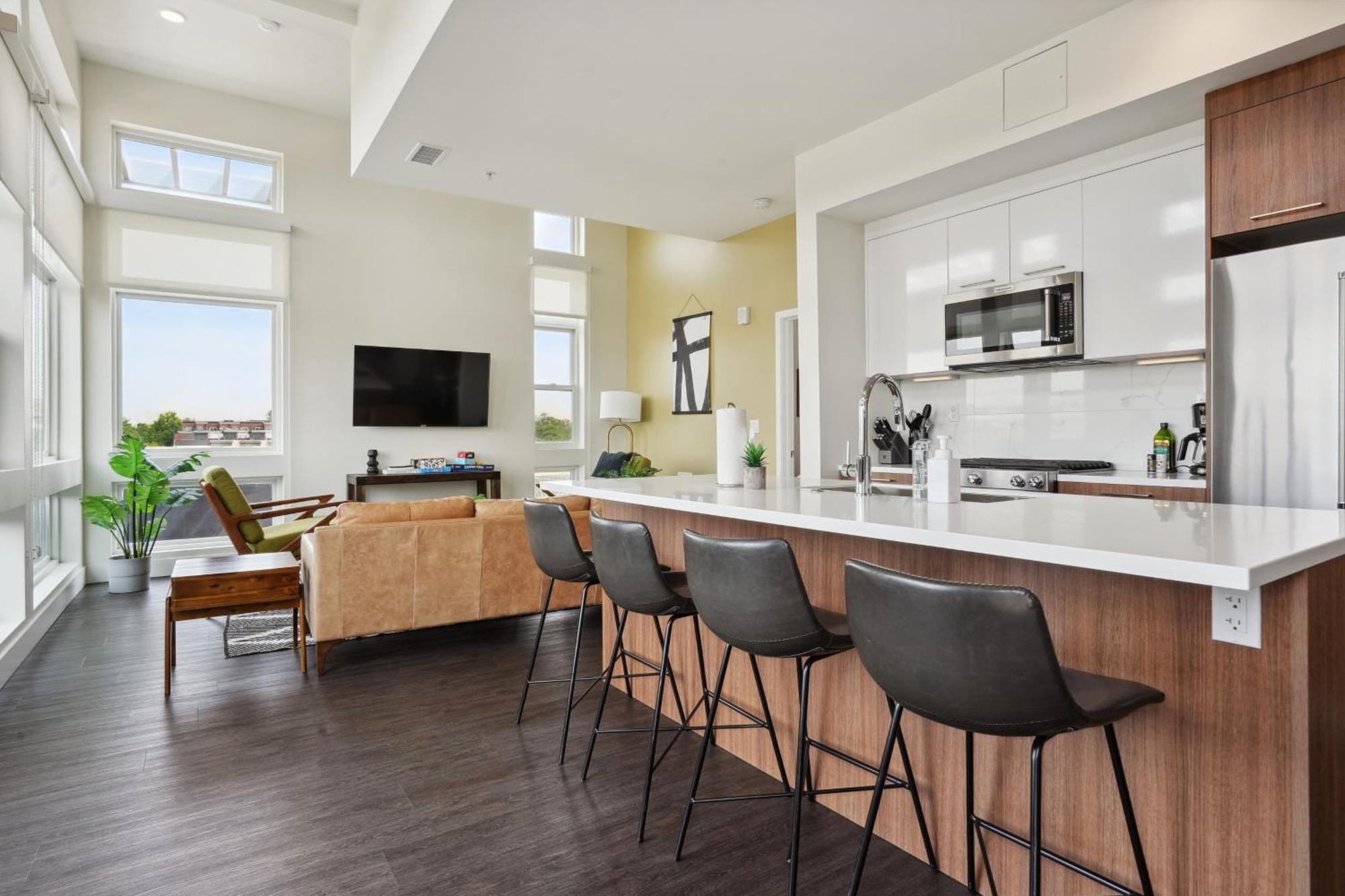 Skyline Penthouse | Espadin Lohi
