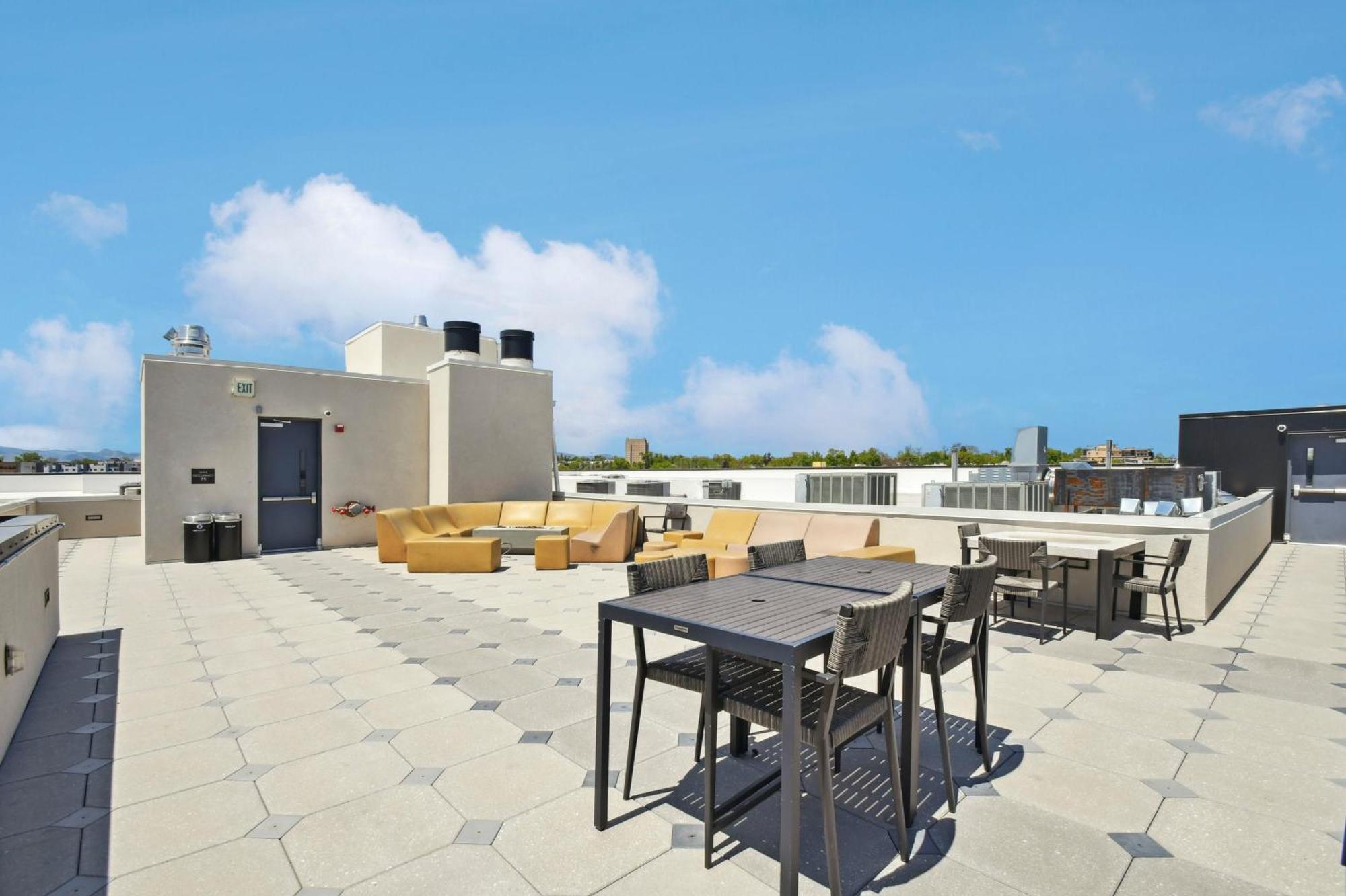 Skyline Penthouse | Espadin Lohi Holiday home
